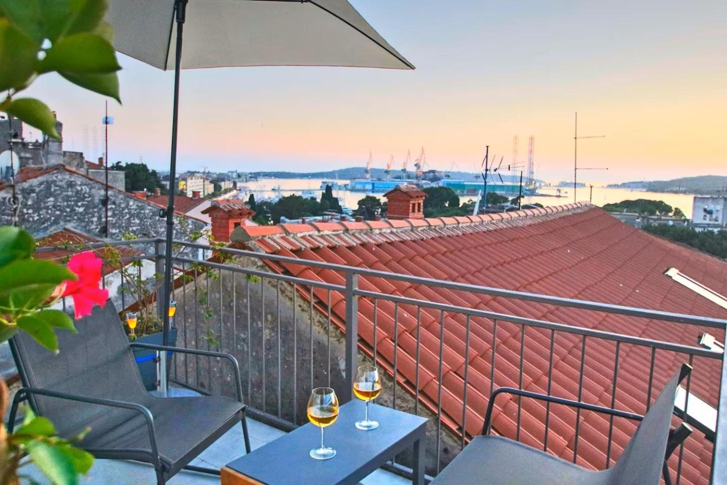Pula Bay View Apartment Экстерьер фото